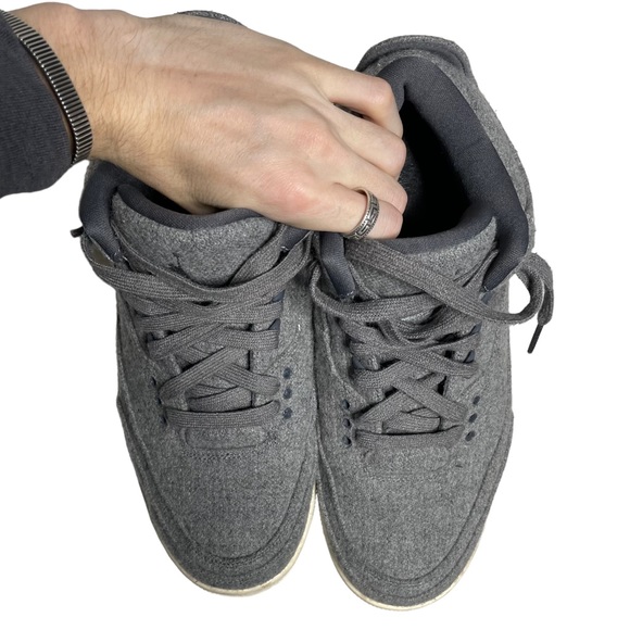 Jordan 3 wool grey sneakers - Picture 2 of 8